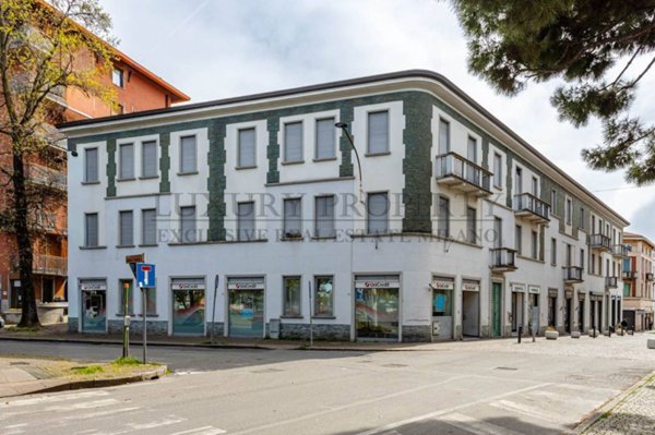 casa indipendente in vendita a Desio