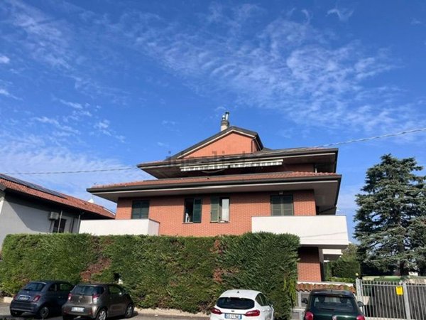 appartamento in vendita a Desio