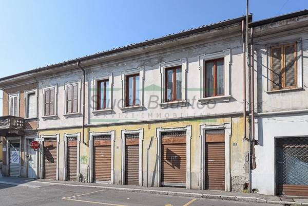 negozio in vendita a Giussano