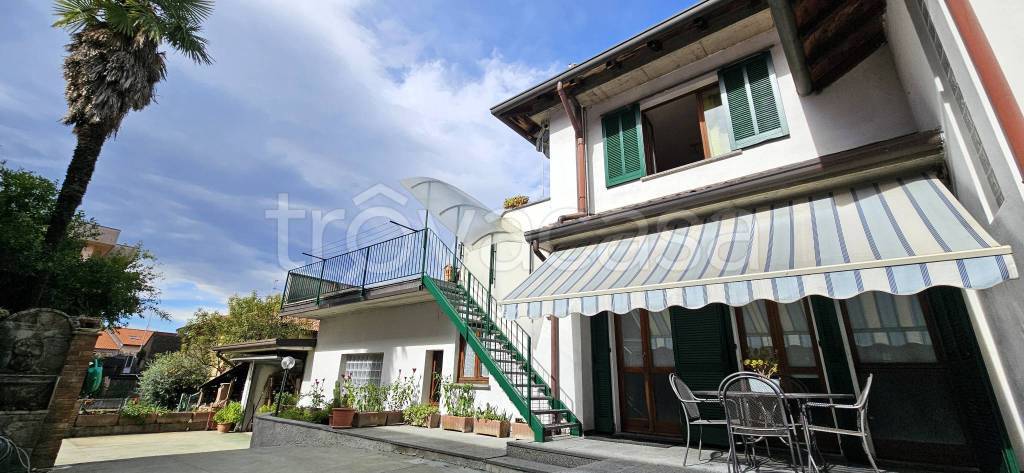 casa indipendente in vendita a Giussano