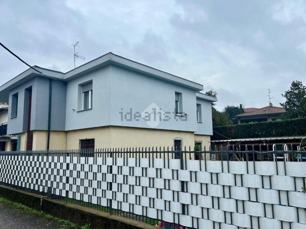 casa indipendente in vendita a Giussano