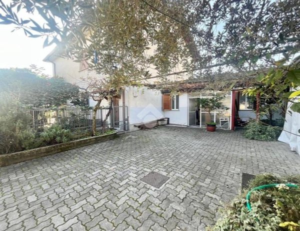 casa indipendente in vendita a Giussano