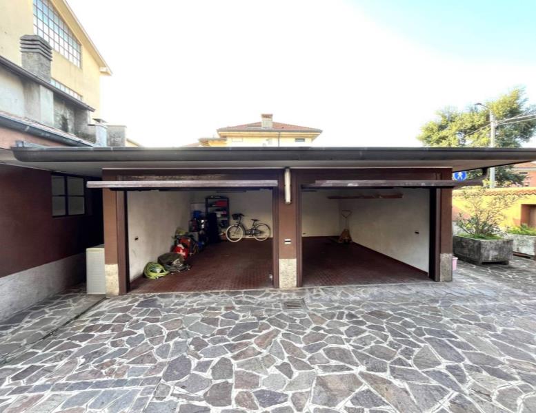appartamento in vendita a Giussano in zona Paina