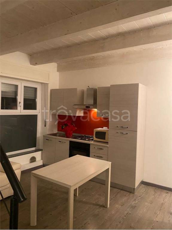 appartamento in vendita a Giussano in zona Paina