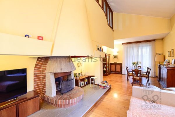 casa indipendente in vendita a Giussano