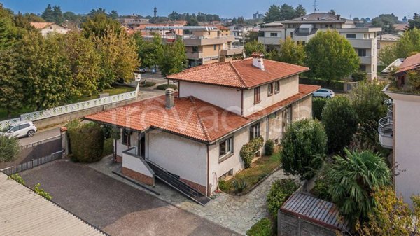 casa indipendente in vendita a Giussano