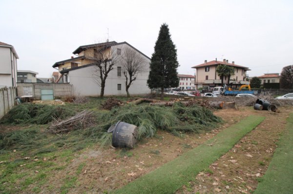 terreno edificabile in vendita a Giussano