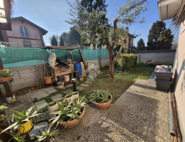 appartamento in vendita a Giussano