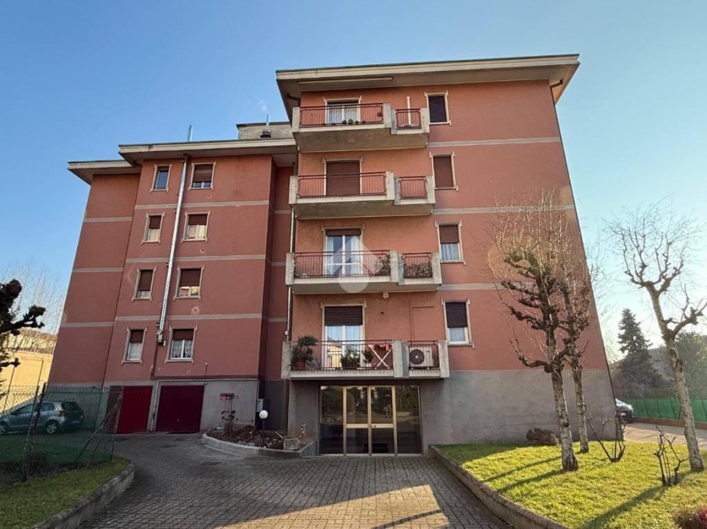 appartamento in vendita a Giussano in zona Birone