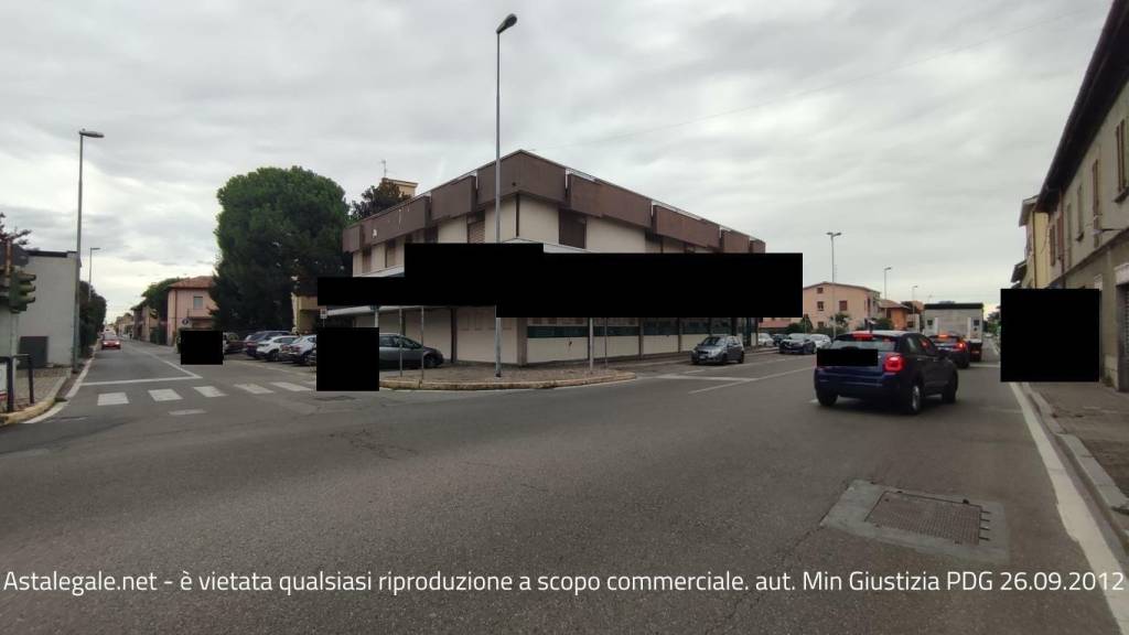 negozio in vendita a Giussano