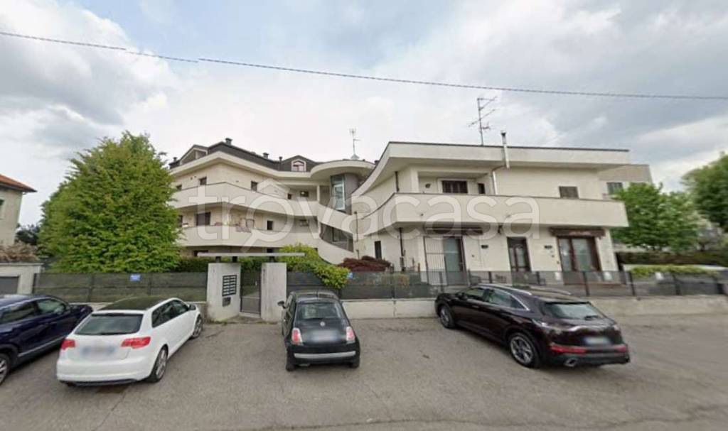 appartamento in vendita a Giussano