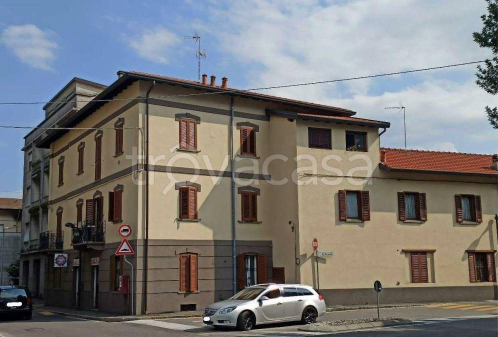 appartamento in vendita a Giussano
