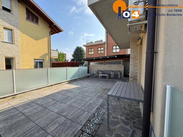 appartamento in vendita a Giussano in zona Paina