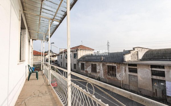 appartamento in vendita a Giussano