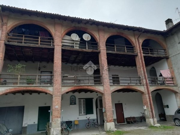 appartamento in vendita a Giussano in zona Paina