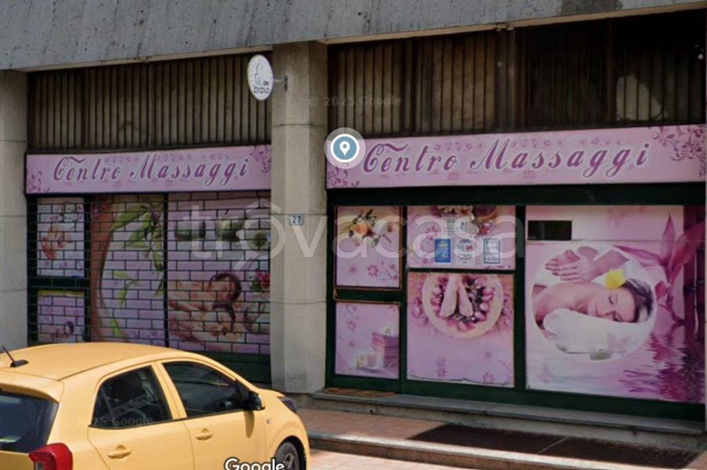 negozio in vendita a Giussano
