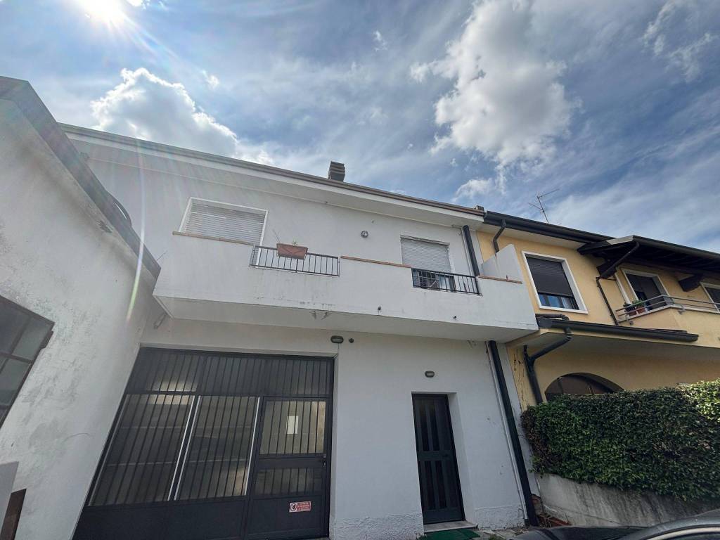 appartamento in vendita a Giussano