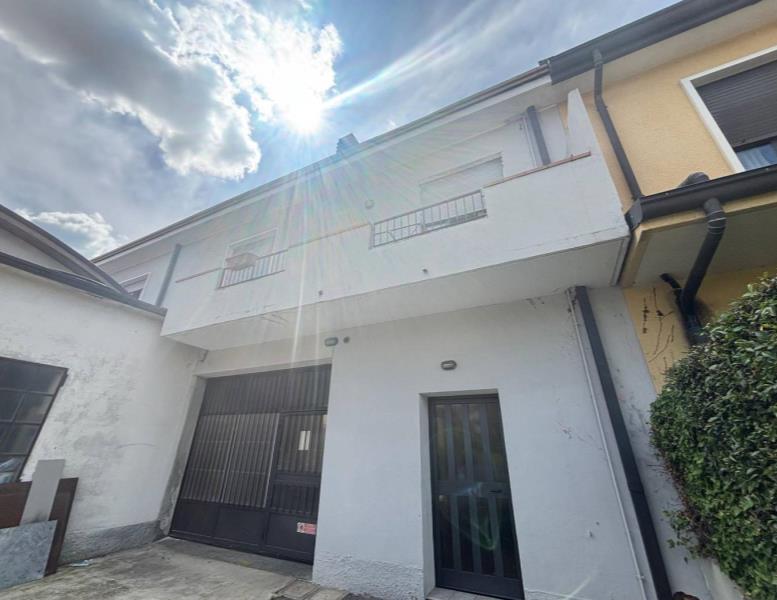 appartamento in vendita a Giussano