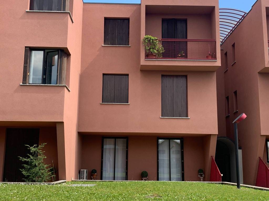 ufficio in vendita a Giussano
