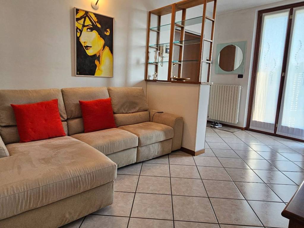 appartamento in vendita a Giussano
