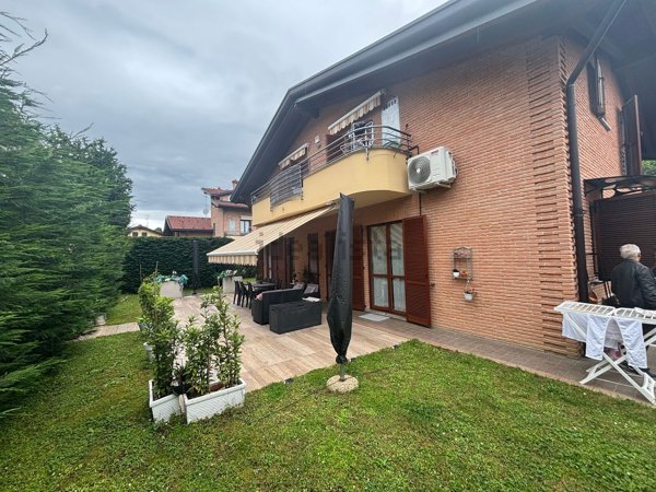 appartamento in vendita a Giussano