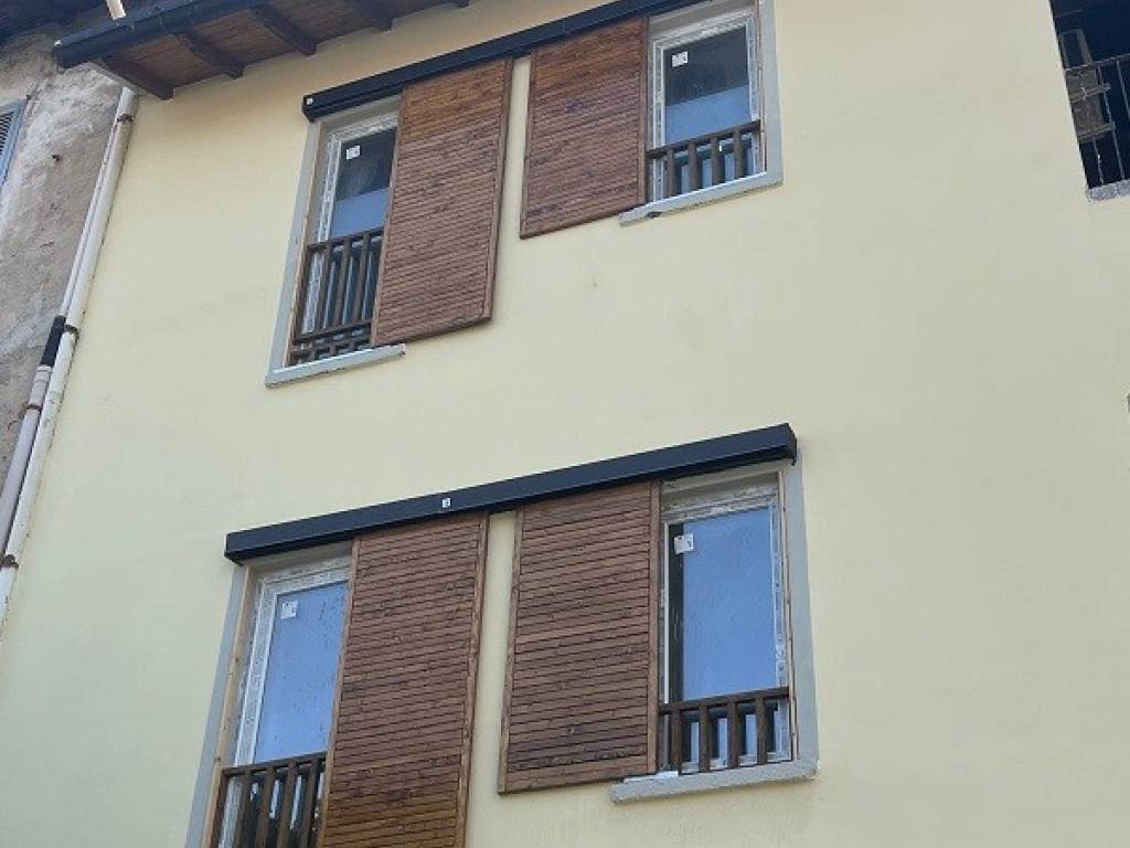 appartamento in vendita a Giussano in zona Paina