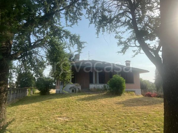 casa indipendente in vendita a Giussano in zona Paina