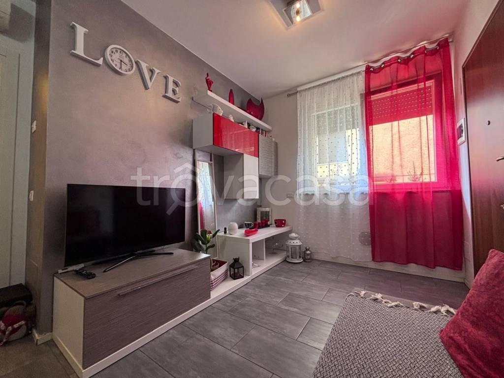 appartamento in vendita a Giussano in zona Paina