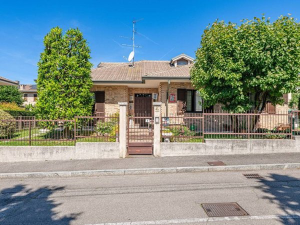 casa indipendente in vendita a Giussano
