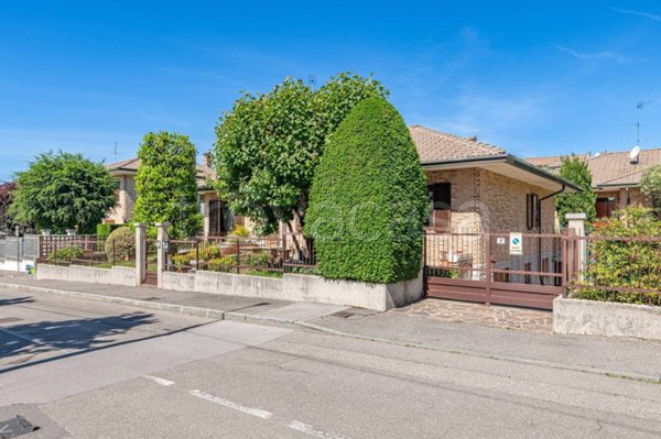 casa indipendente in vendita a Giussano