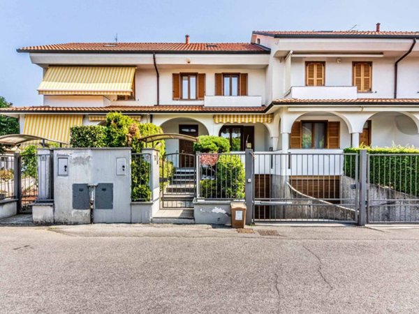 casa indipendente in vendita a Giussano