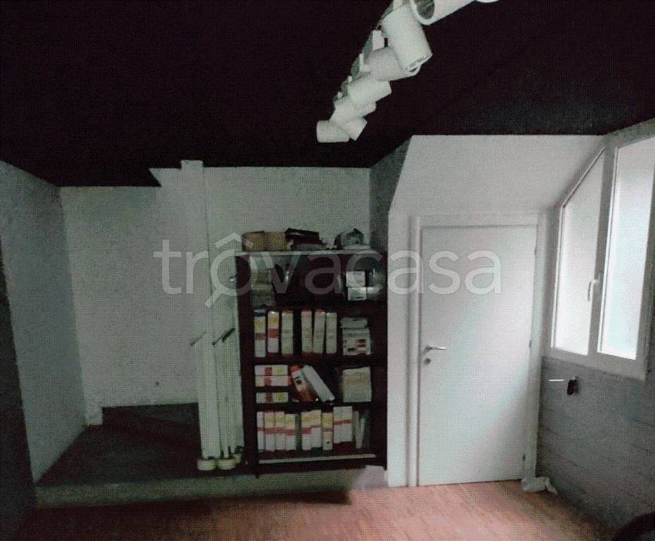 negozio in vendita a Giussano