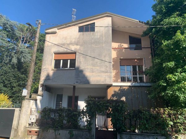 appartamento in vendita a Giussano