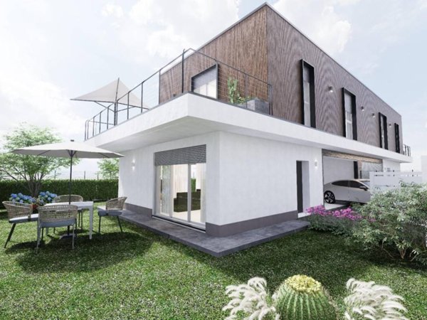 casa indipendente in vendita a Giussano
