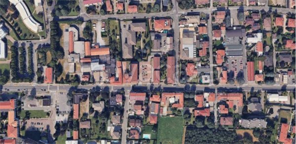 negozio in vendita a Giussano