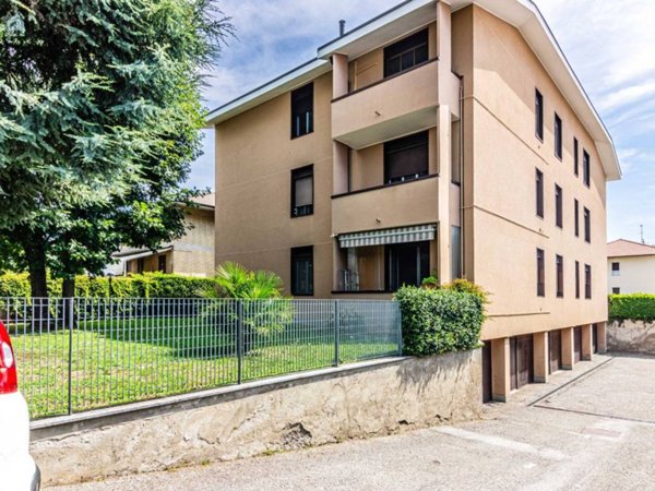appartamento in vendita a Giussano in zona Birone