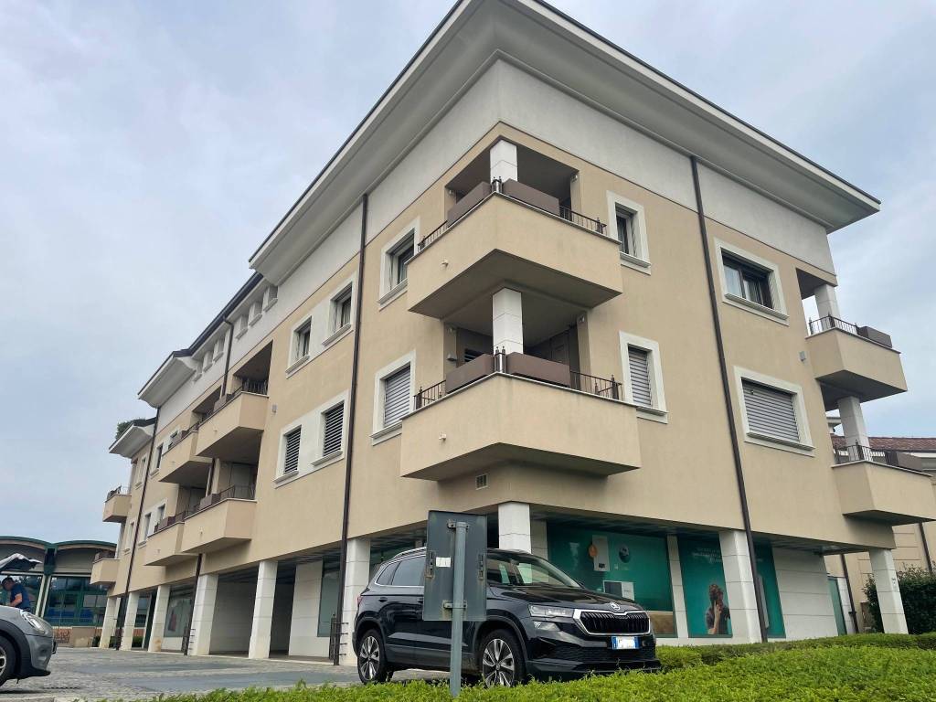 ufficio in vendita a Giussano