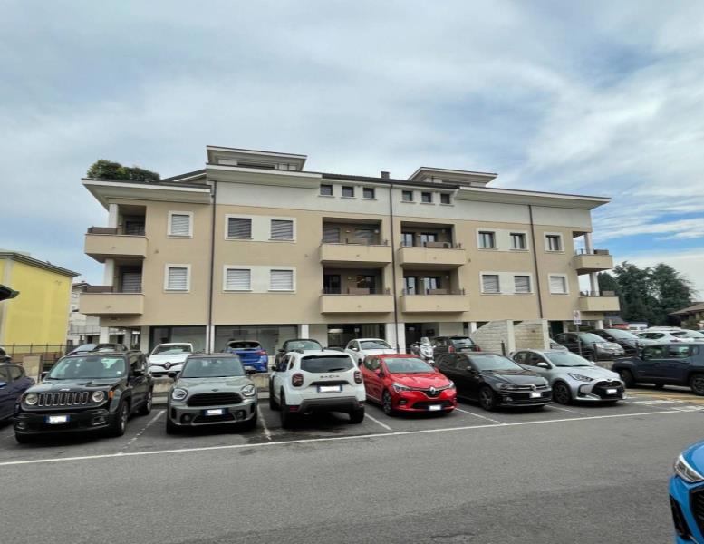 appartamento in vendita a Giussano in zona Paina