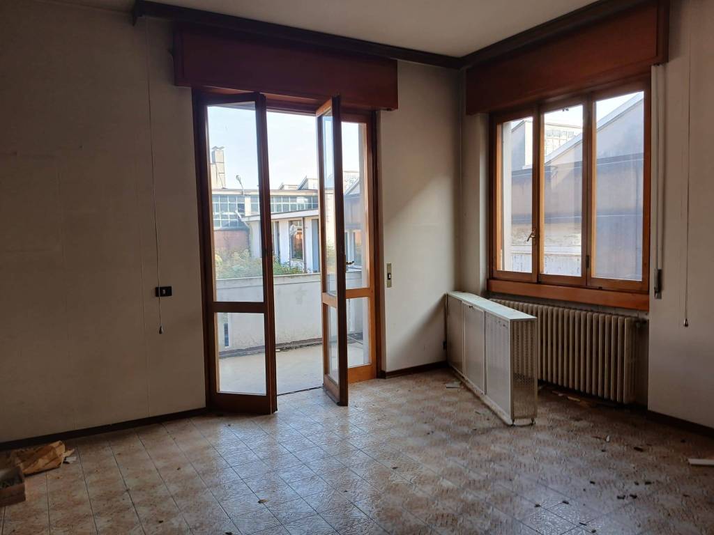 casa indipendente in vendita a Giussano in zona Paina
