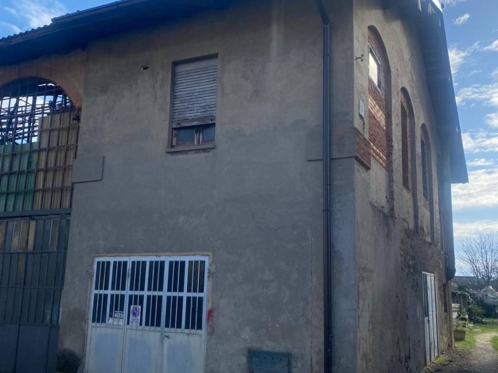 casa indipendente in vendita a Giussano in zona Paina