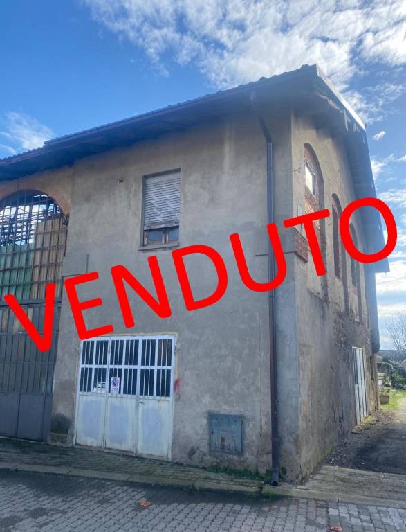 appartamento in vendita a Giussano in zona Paina
