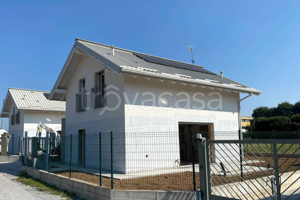 casa indipendente in vendita a Giussano