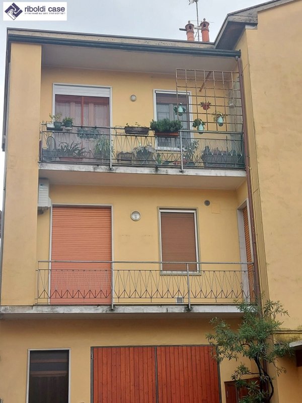 appartamento in vendita a Giussano