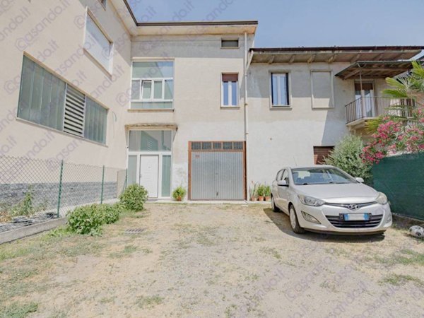 casa indipendente in vendita a Giussano in zona Paina