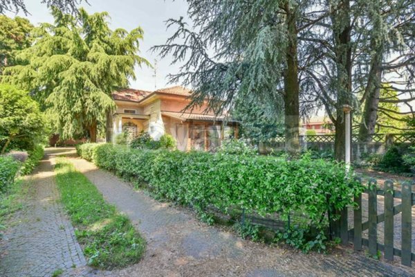 casa indipendente in vendita a Giussano