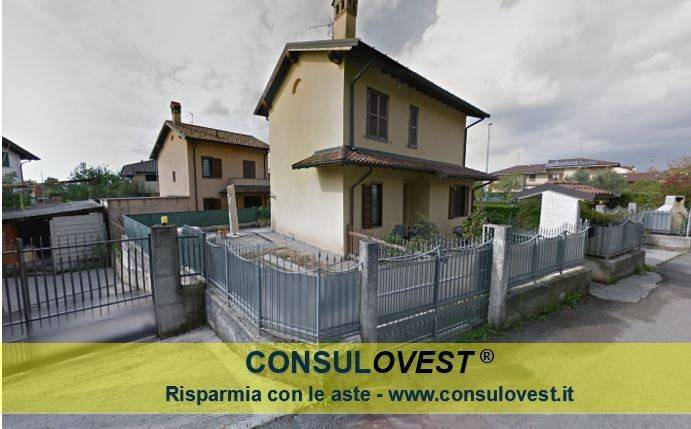 casa indipendente in vendita a Giussano