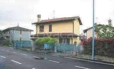 casa indipendente in vendita a Giussano