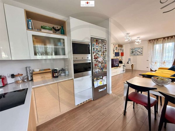 appartamento in vendita a Giussano in zona Paina