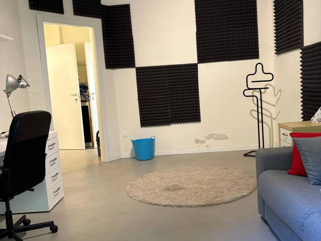 appartamento in vendita a Giussano in zona Paina