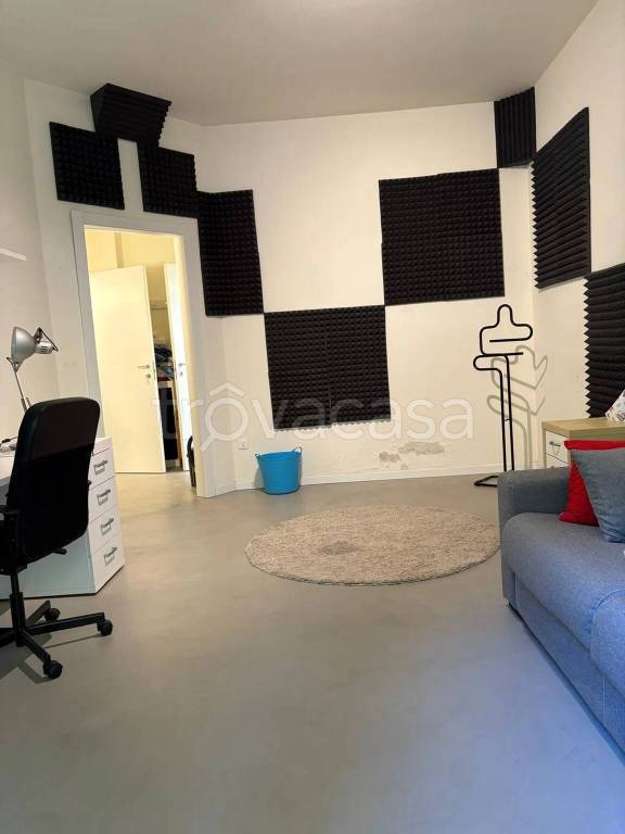 appartamento in vendita a Giussano in zona Paina